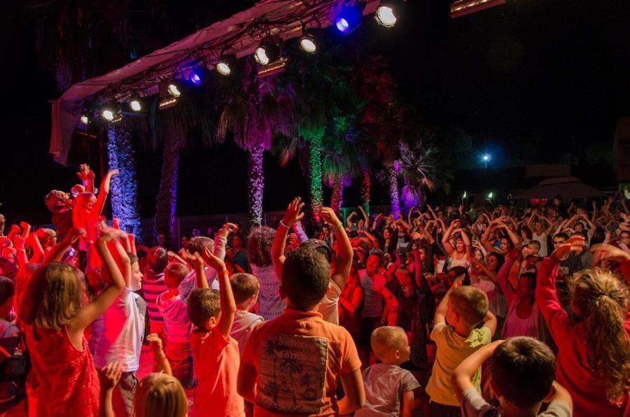 Camping Montana Parc - Coeur De L'esterel - Maeva 5*